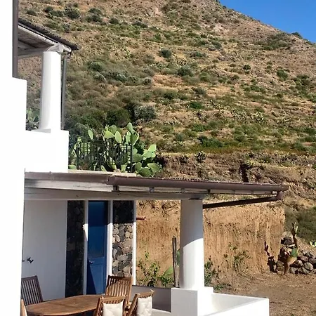 La Casa Blu Deluxe * ليباري
